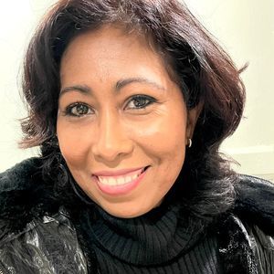 Meet your Posher, Monica